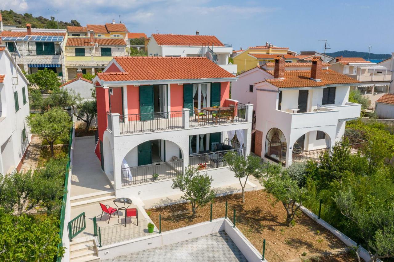 Villa Basic Sevid Exterior photo